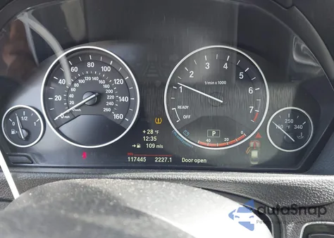 2013 BMW 328I xDrive z USA, uszkodzony, nr VIN WBA3B5C55DF593060